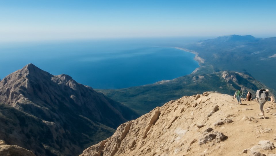 Вершина Тахталі